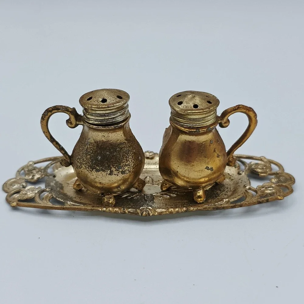 Vintage Mini Metal Salt Pepper Shakers Tray Statue Of Liberty New York Gold Gift
